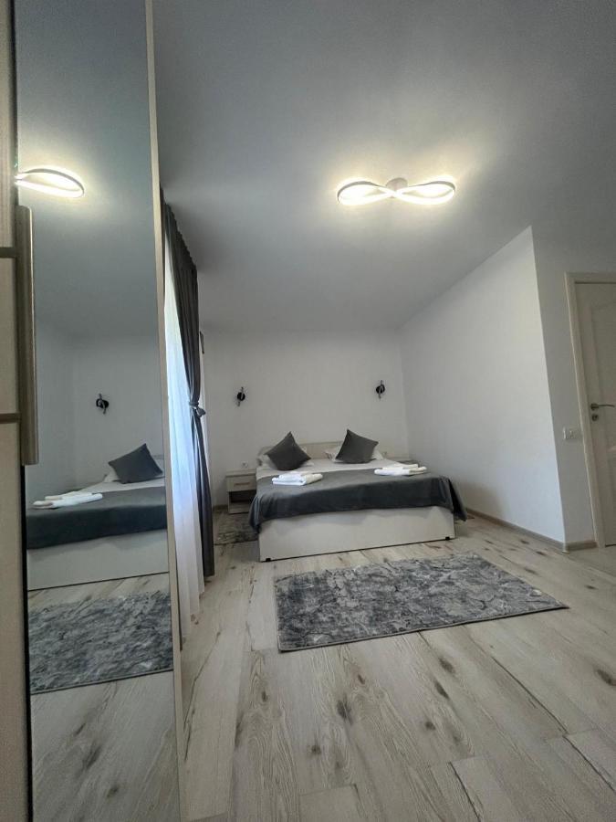 Casa Dani&Moni Ξενοδοχείο Moeciu De Sus Εξωτερικό φωτογραφία